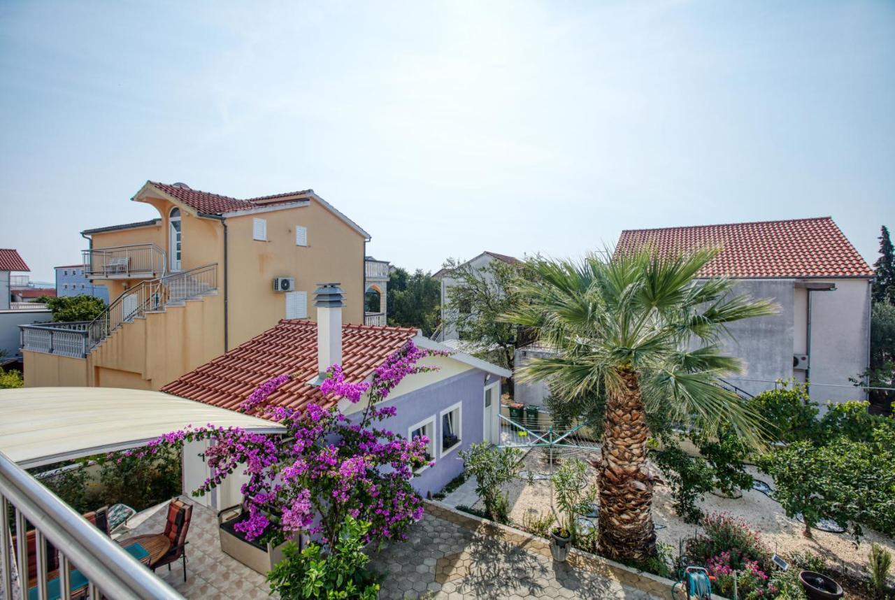Apartments With A Parking Space Vodice - 6178 Exterior foto